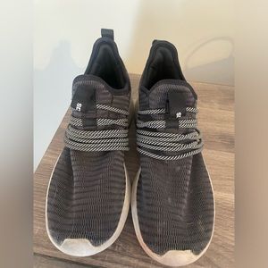 Men’s Adidas Tennis shoes, size 10, no tie laces